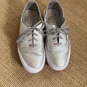Vans Women's Metallic Silver Suede lace up sneakers size 7